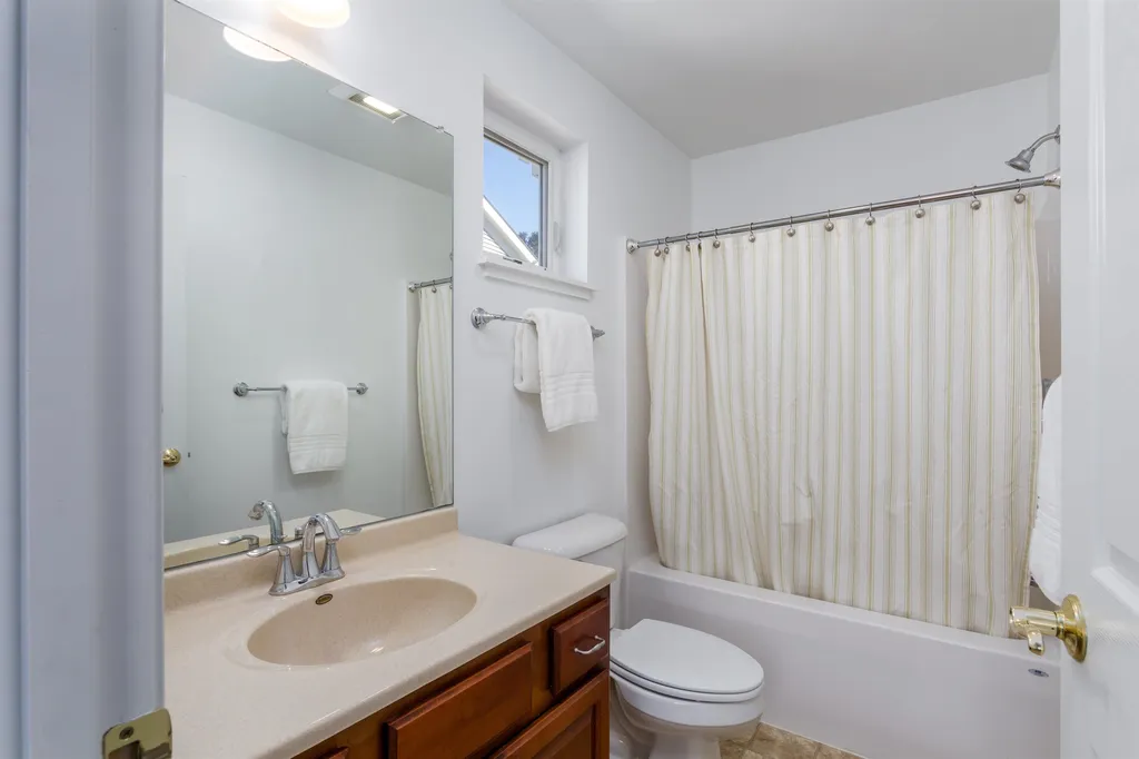 60 Finch Court South Burlington VT 05403