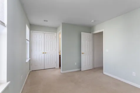 60 Finch Court South Burlington VT 05403