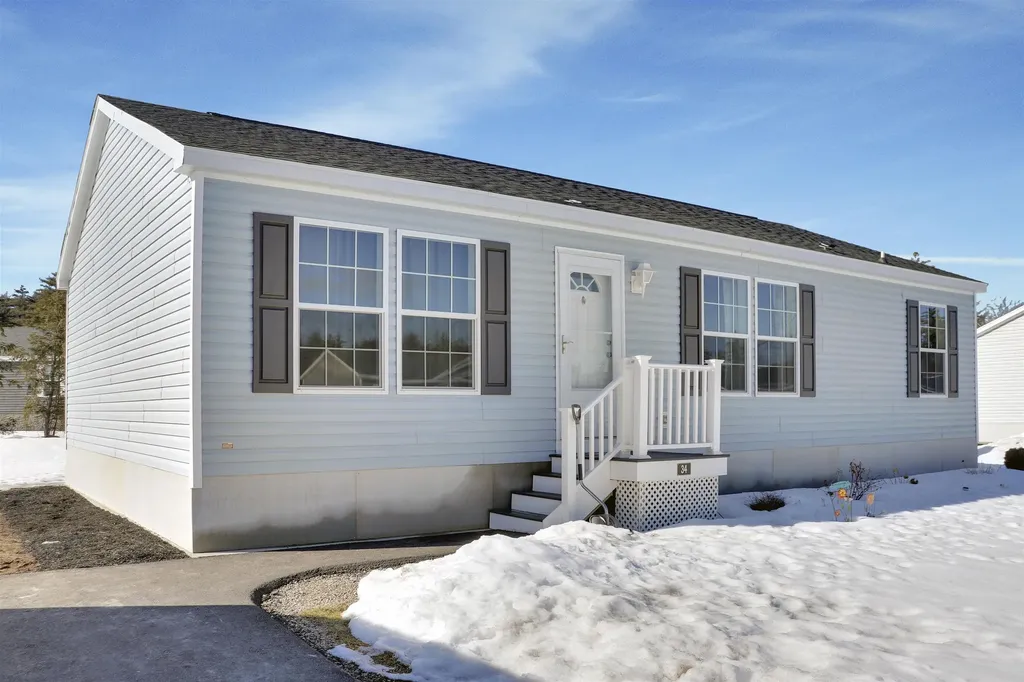 34 Margarets Way Ossipee NH 03864