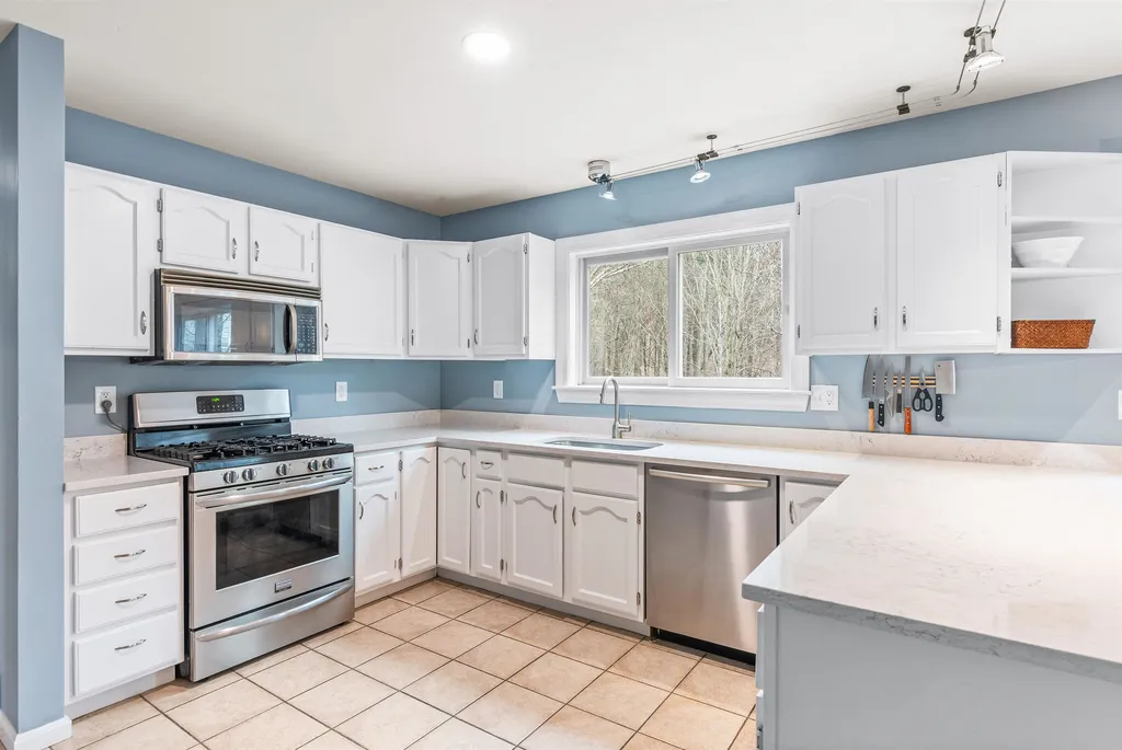 104 Sunrise Drive Williston VT 05495