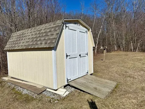 143 Wentworth Road Colchester VT 05446
