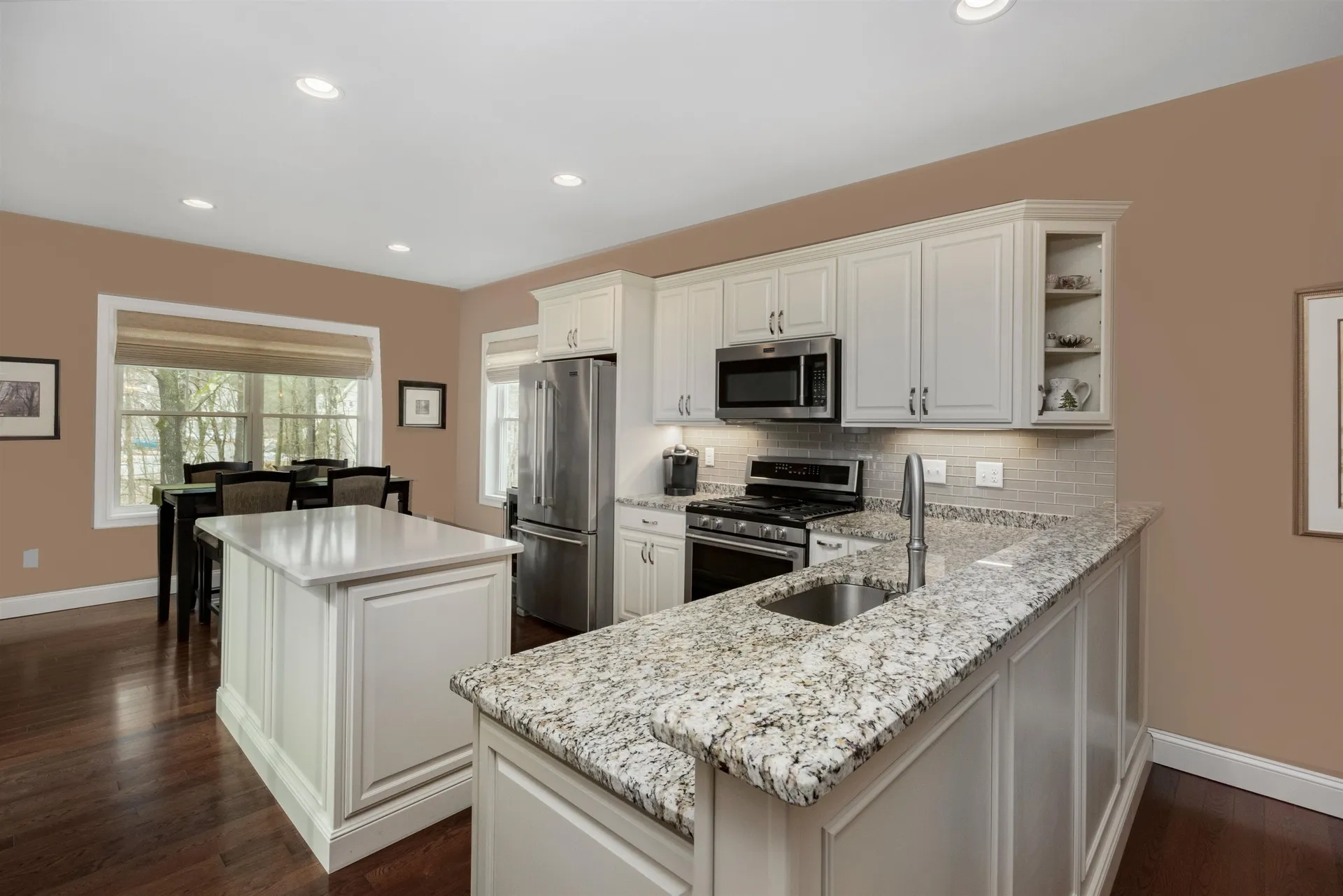 8 Serenity Lane Nashua NH 03062