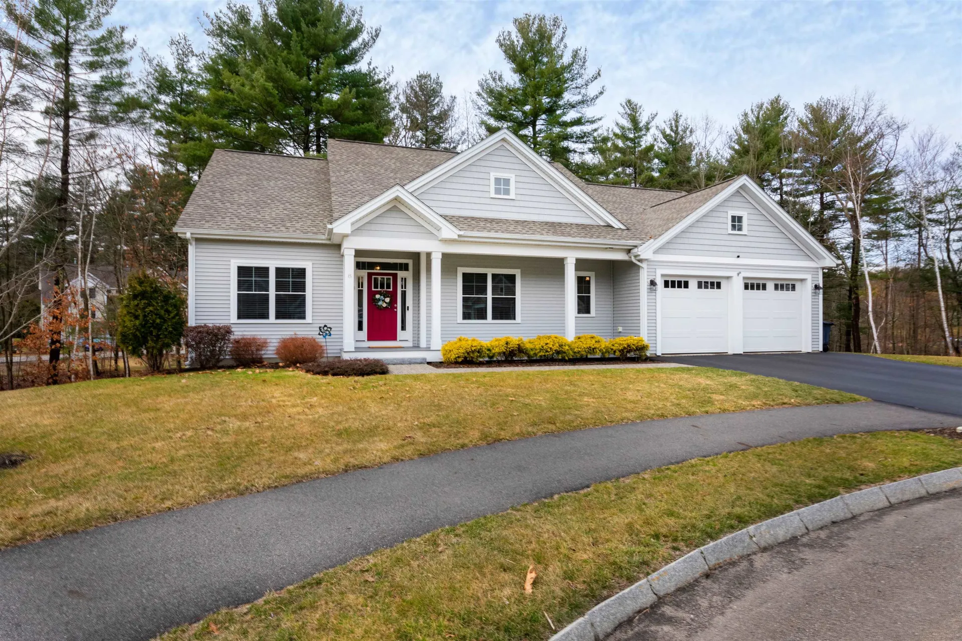 8 Serenity Lane Nashua NH 03062