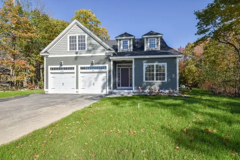 101 Signature Drive Barrington NH 03825