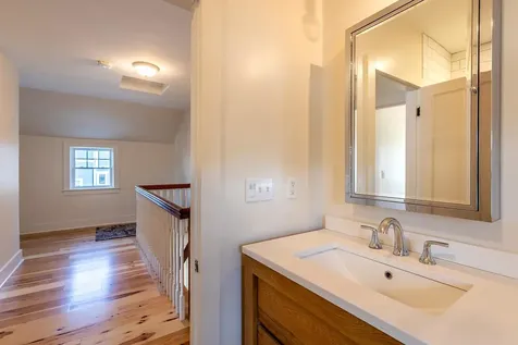 25 Slayton Terrace Woodstock VT 05091