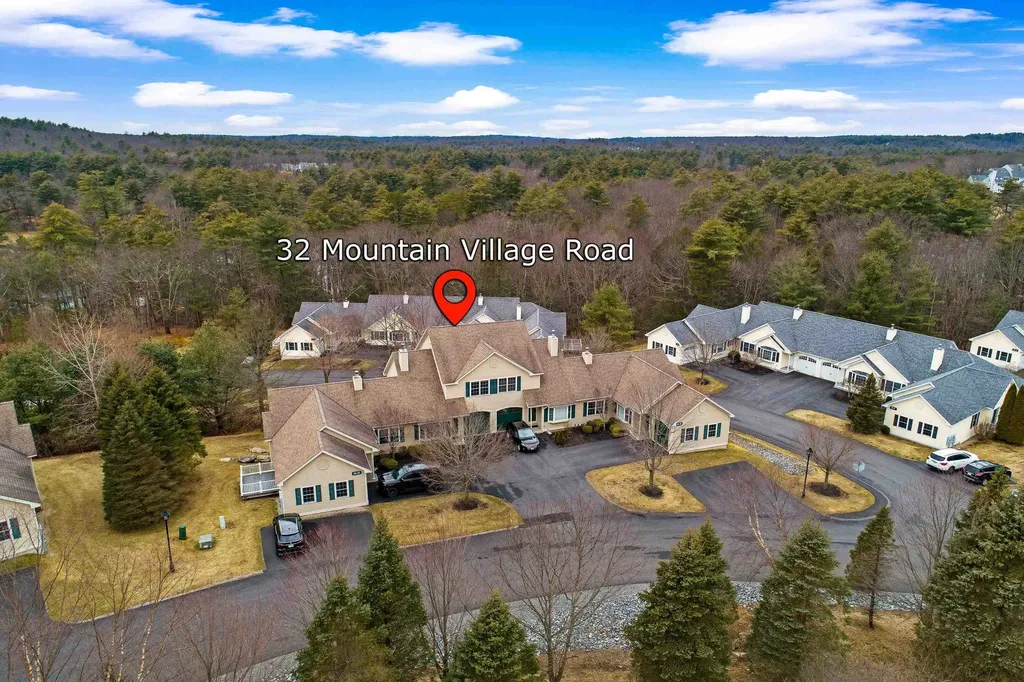 32 Mountain Village Road Windham NH 03087