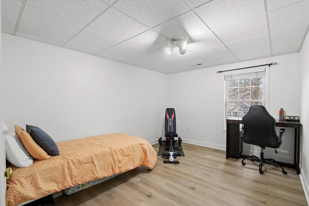 32 Mountain Village Road Windham NH 03087