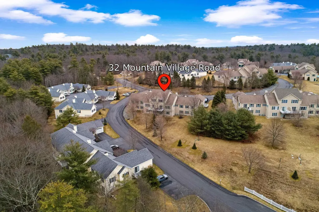 32 Mountain Village Road Windham NH 03087
