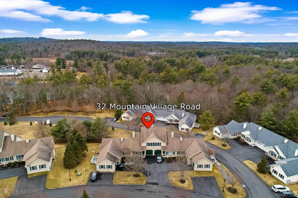 32 Mountain Village Road Windham NH 03087