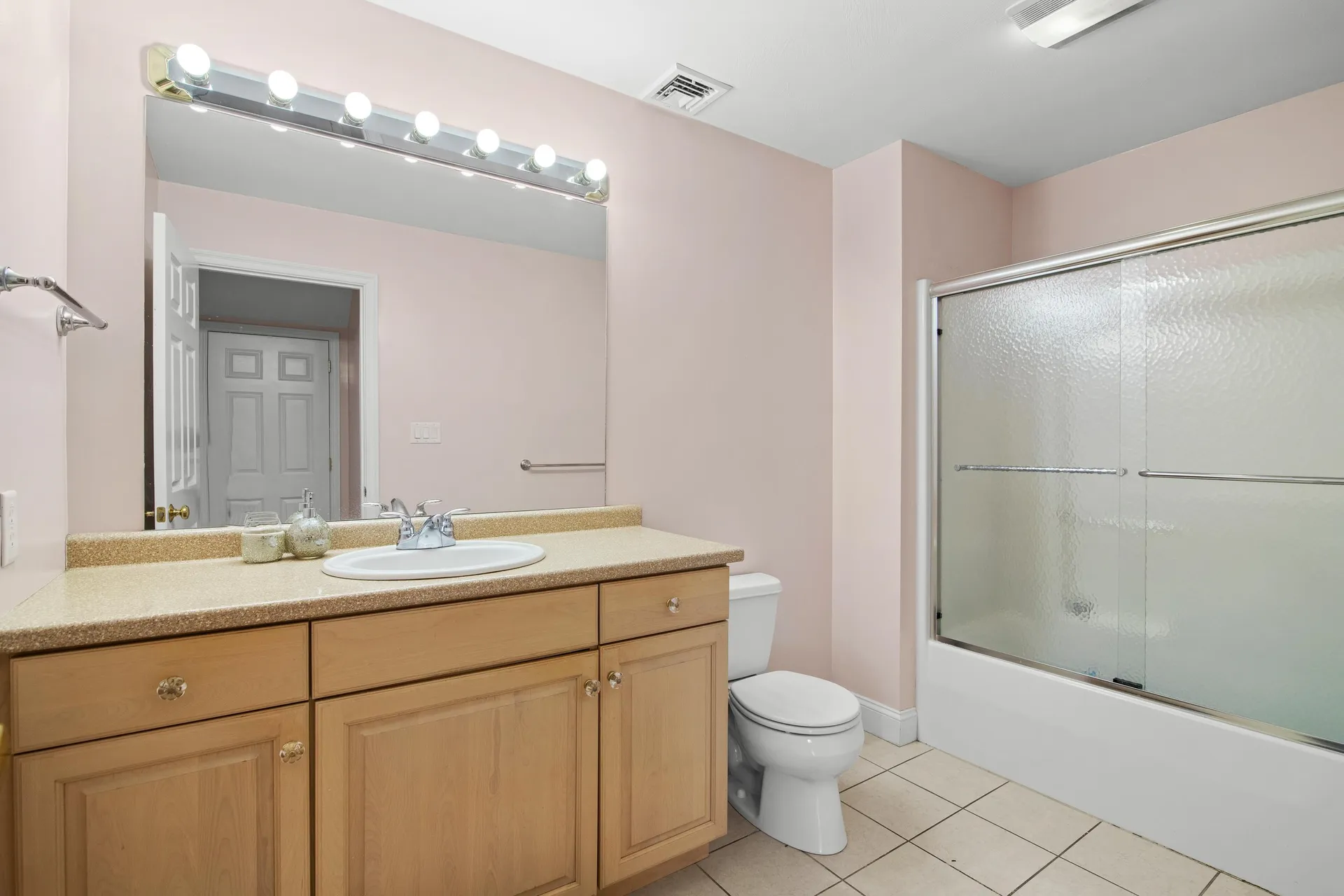 32 Mountain Village Road Windham NH 03087