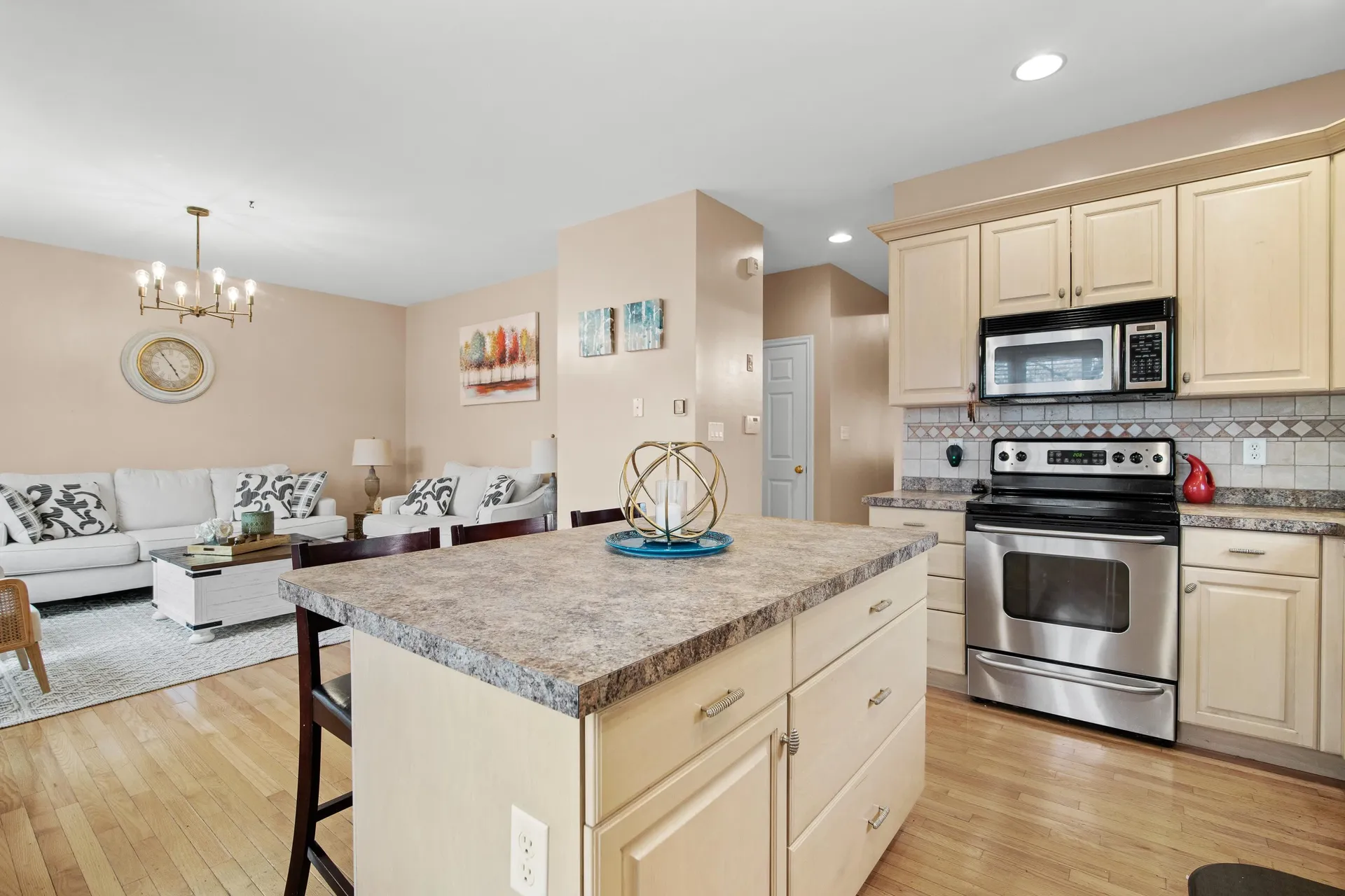 32 Mountain Village Road Windham NH 03087