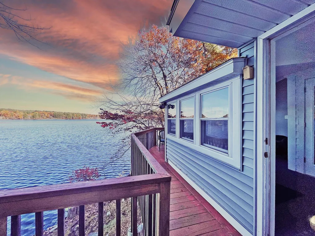182 W Shore Drive Pelham NH 03076