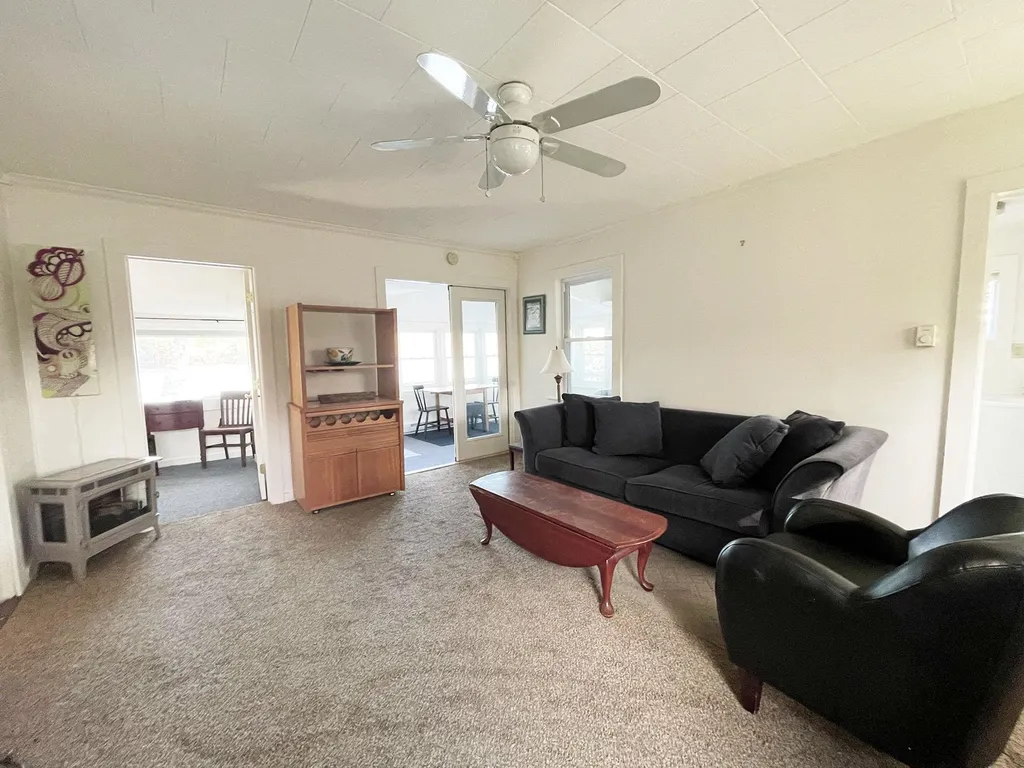 182 W Shore Drive Pelham NH 03076