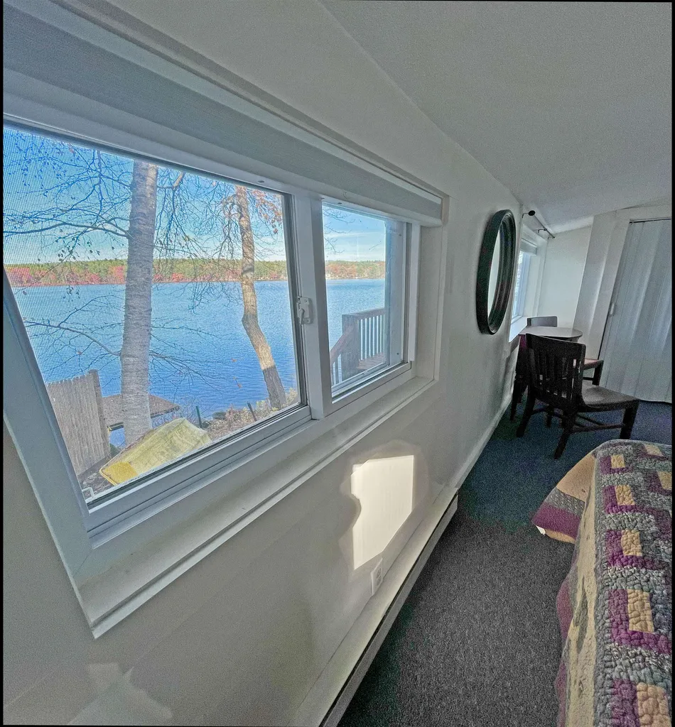 182 W Shore Drive Pelham NH 03076