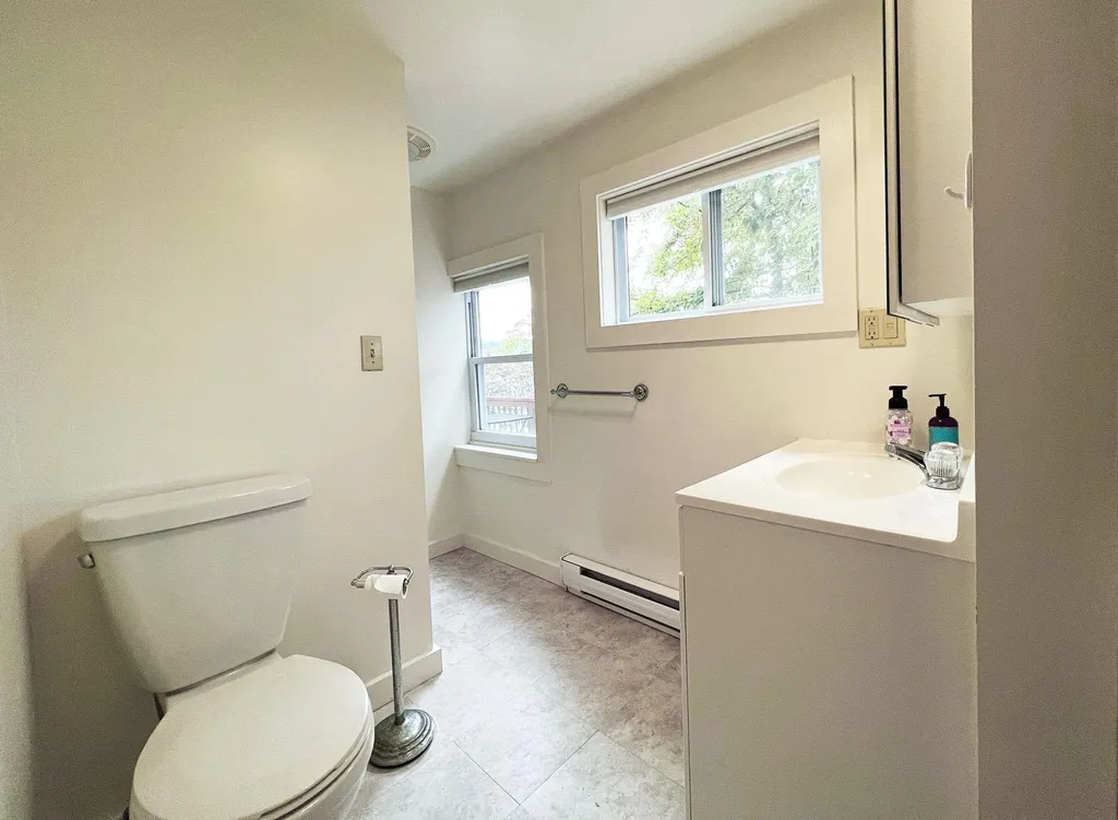 182 W Shore Drive Pelham NH 03076
