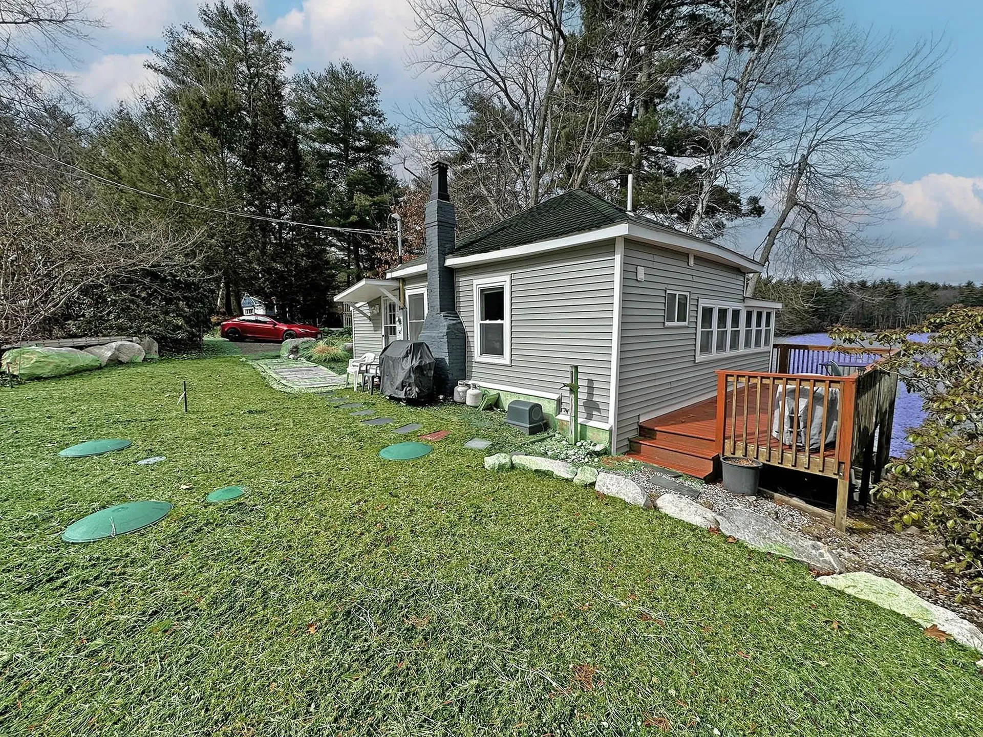 182 W Shore Drive Pelham NH 03076