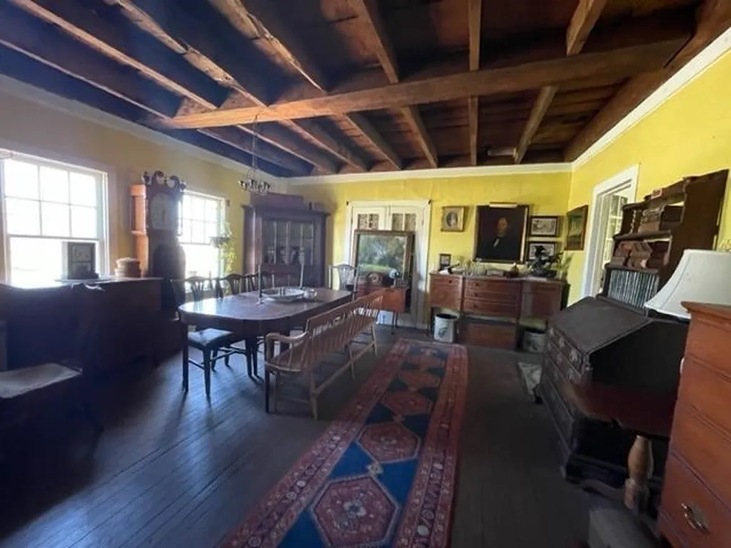 1234 Pucker Street Stowe VT 05672