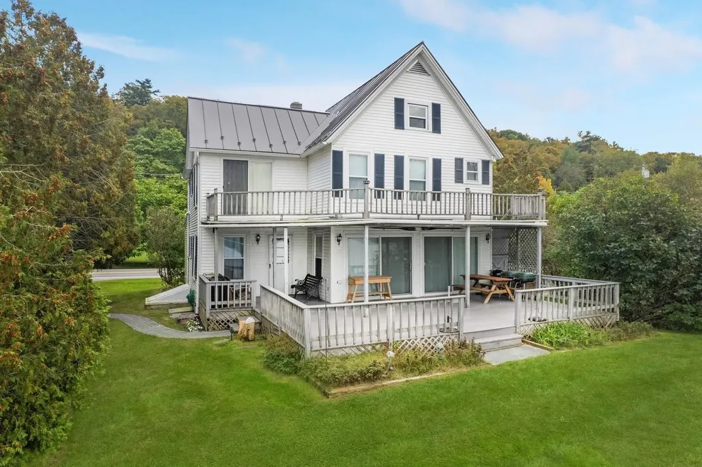 2705 Route 30 N Castleton VT 05735
