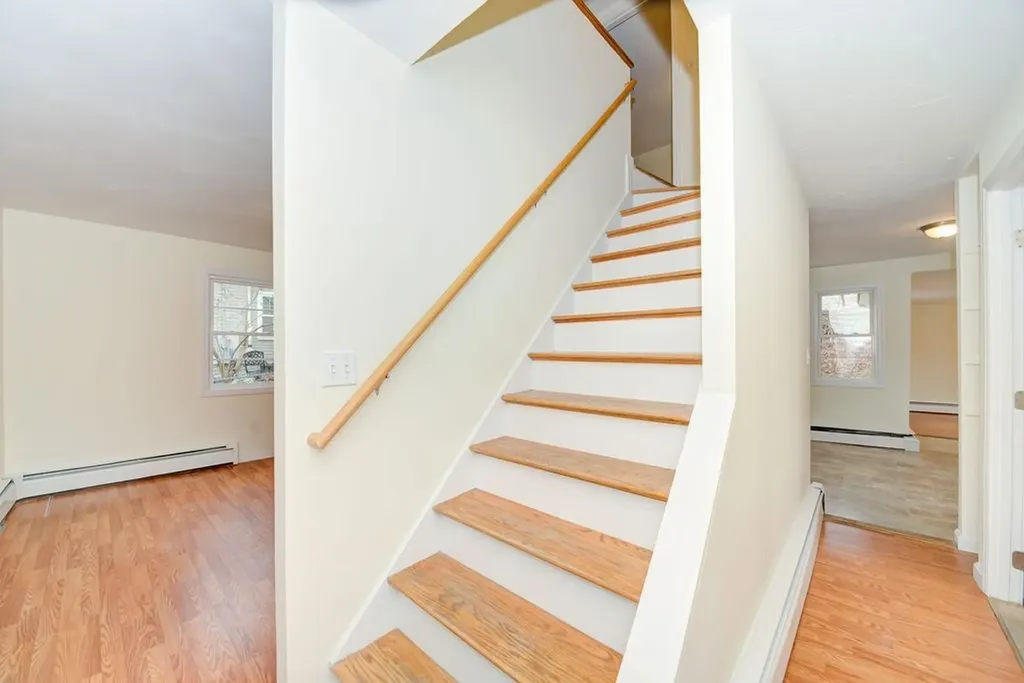 27 Millville Street Salem NH 03079