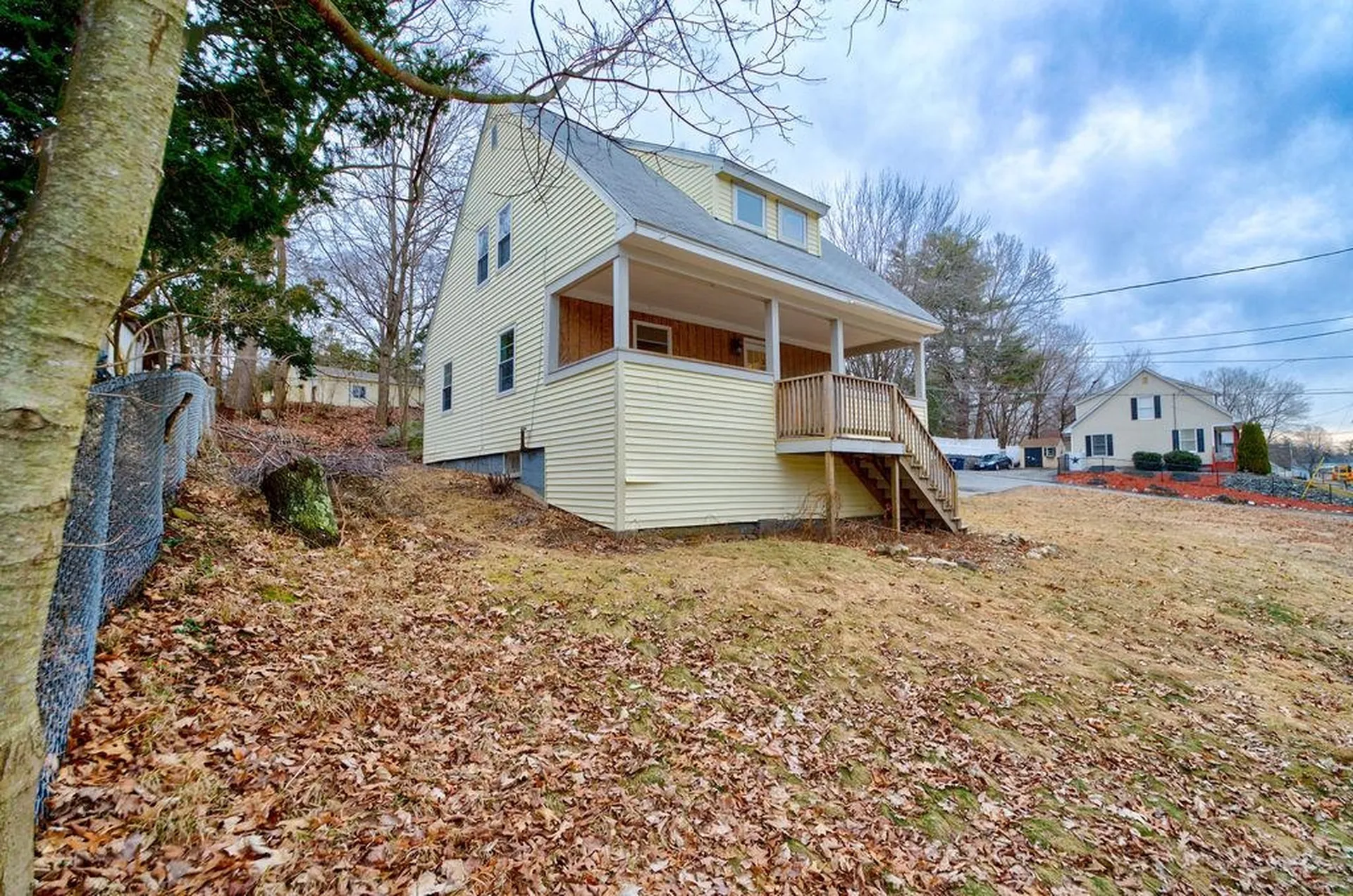 27 Millville Street Salem NH 03079