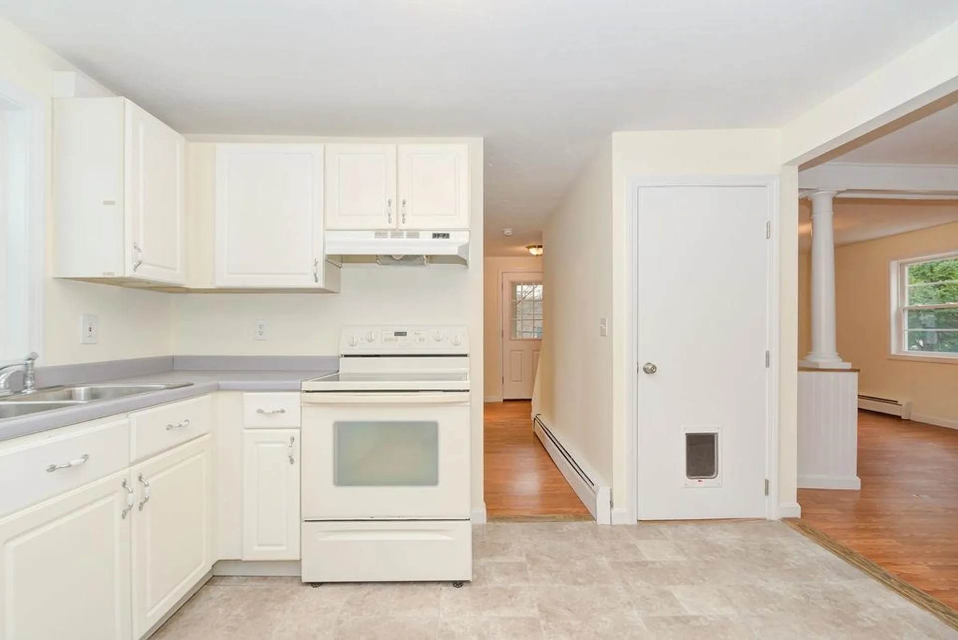 27 Millville Street Salem NH 03079