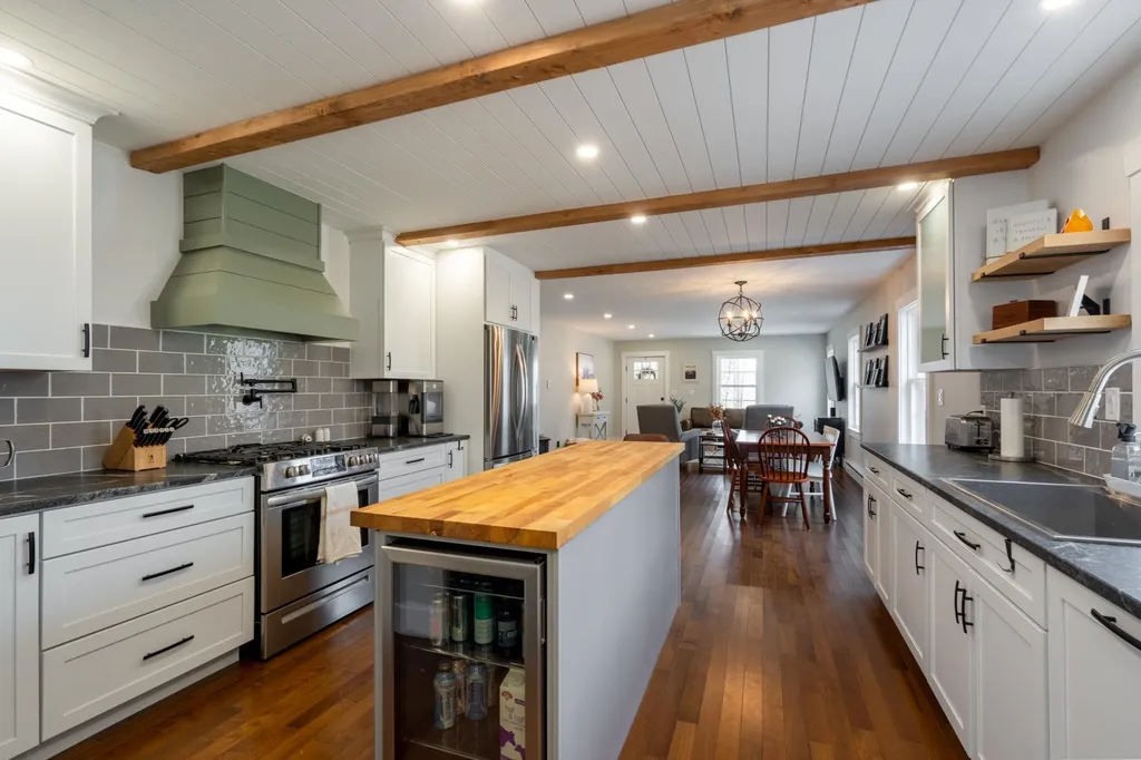 70 Corliss Hill Road Meredith NH 03253