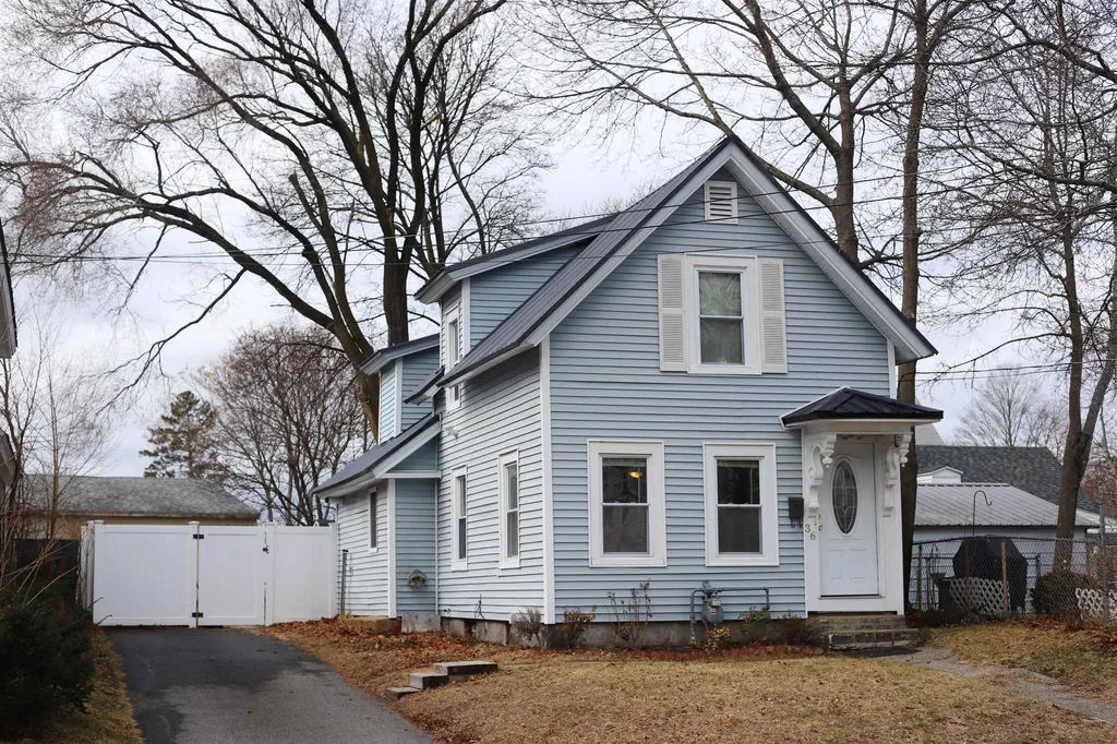 36 Ashland Street Manchester NH 03104