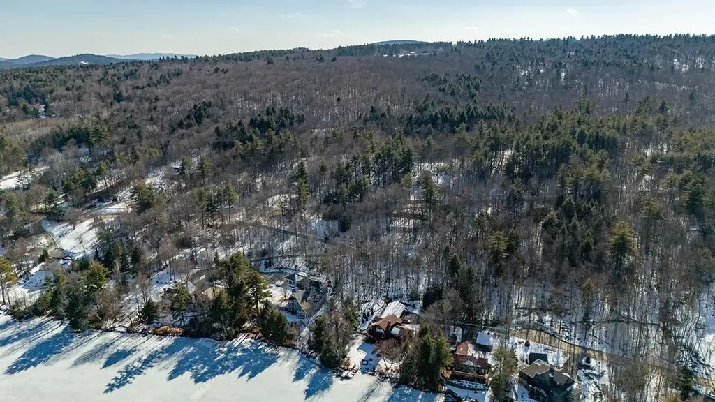 000 Bunker Road New London NH 03257