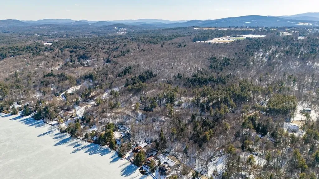 000 Bunker Road New London NH 03257