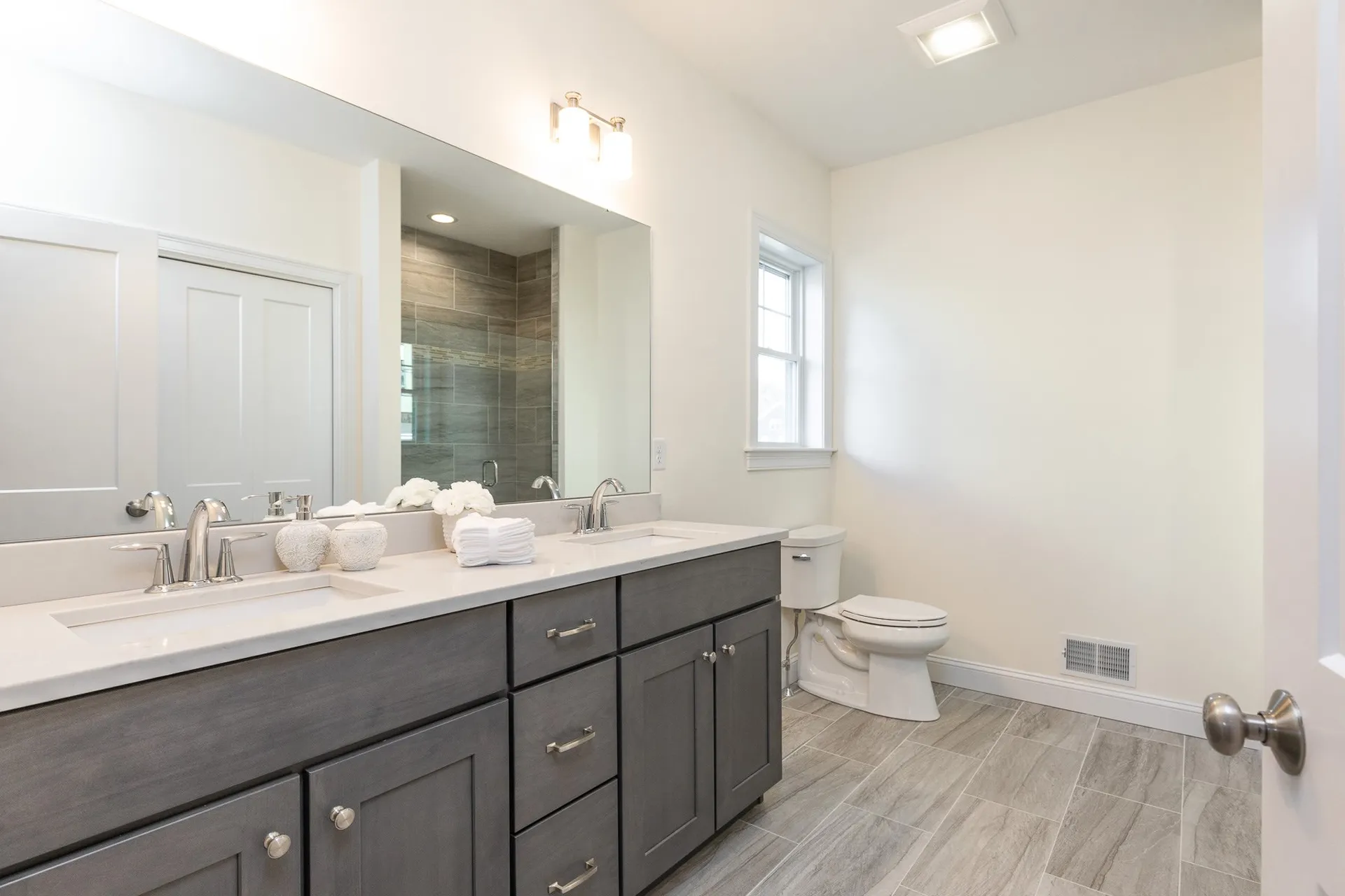 245 Sage Lane Portsmouth NH 03801