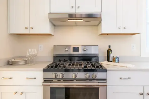 245 Sage Lane Portsmouth NH 03801