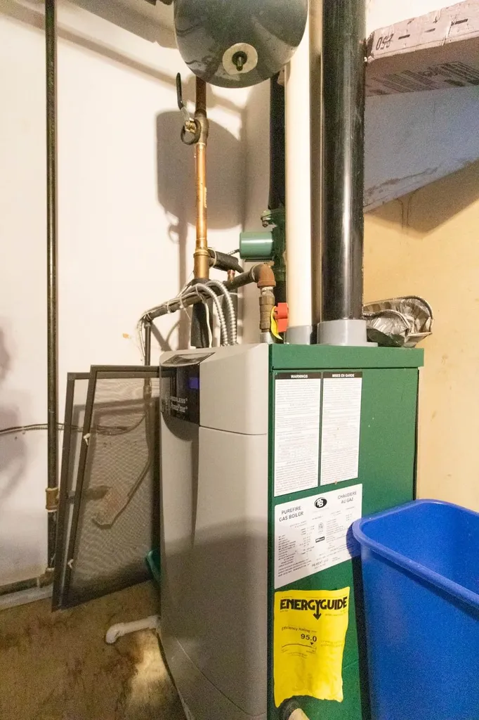 48 Burkeside Road Burke VT 05832