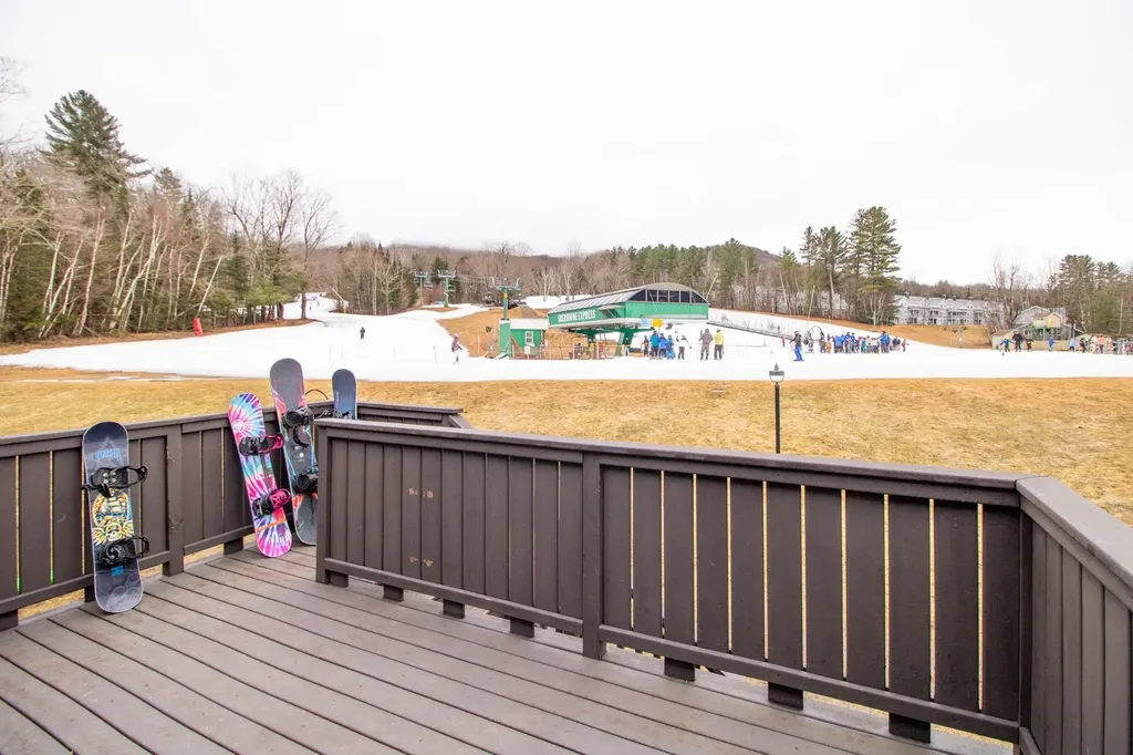 48 Burkeside Road Burke VT 05832