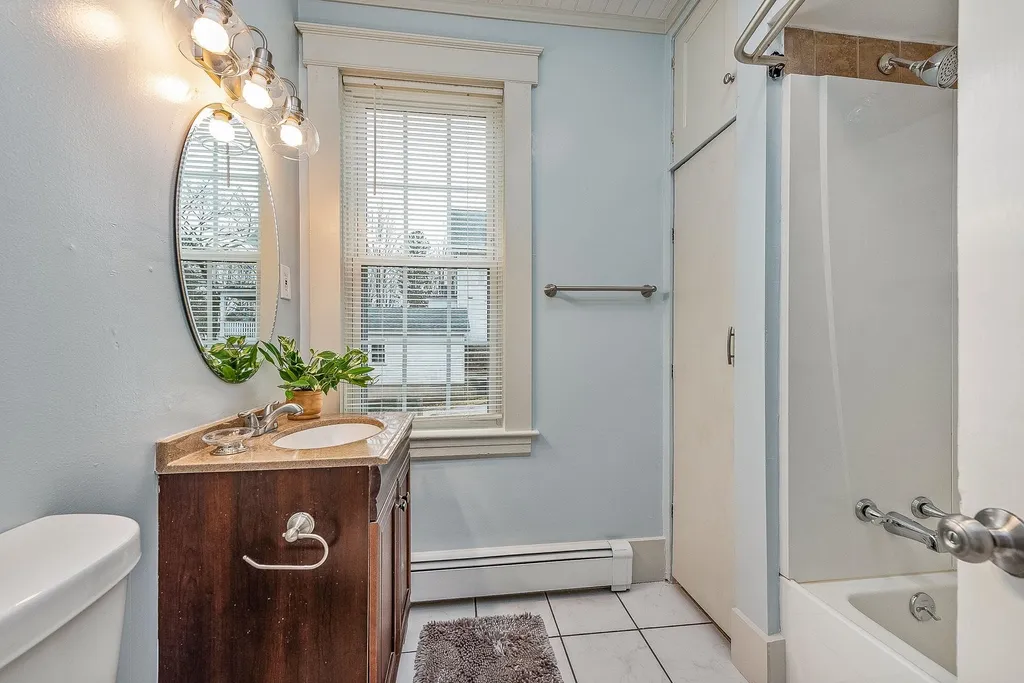 274 High Street Somersworth NH 03878
