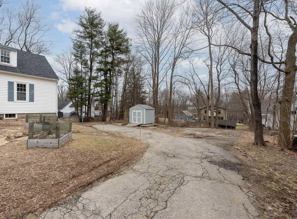274 High Street Somersworth NH 03878