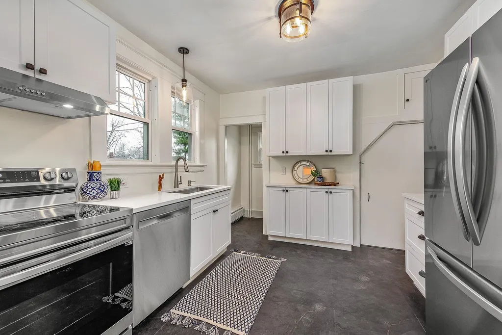 274 High Street Somersworth NH 03878