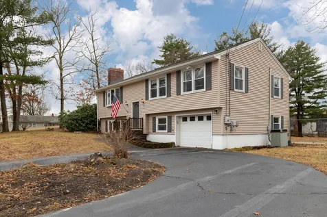 6 Alpha Street Hudson NH 03051