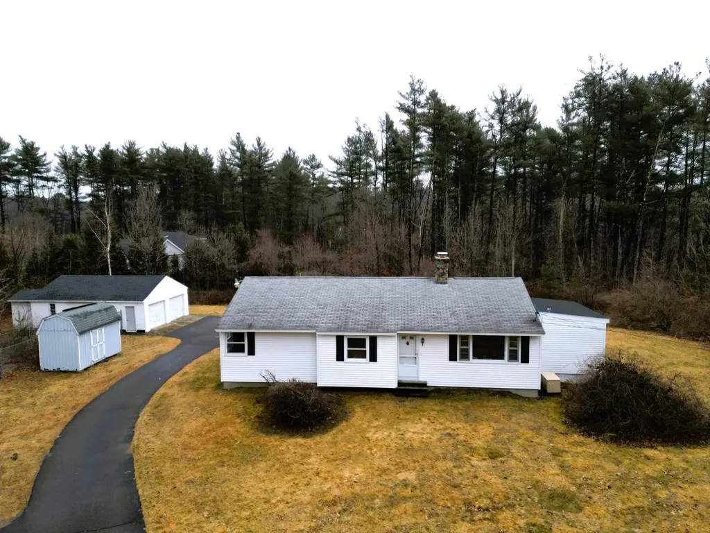 30 Parmenter Road Londonderry NH 03053