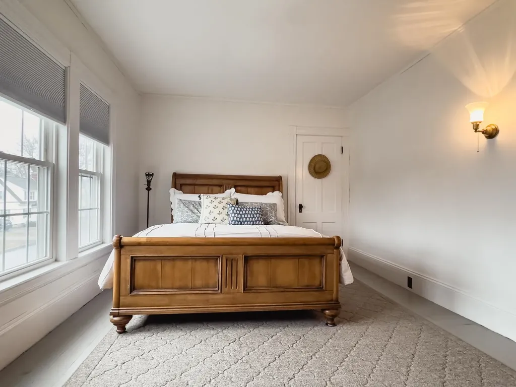 8 Dunklee Street Concord NH 03301