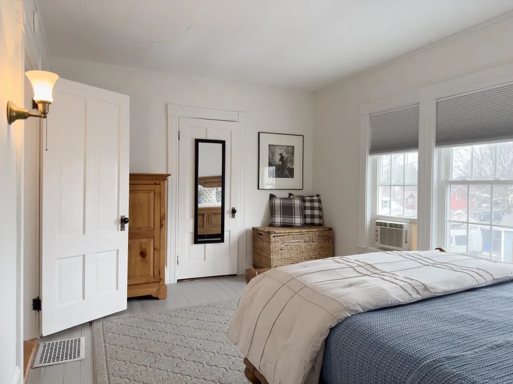 8 Dunklee Street Concord NH 03301