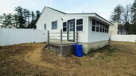 4 Wedgewood Drive Concord NH 03301