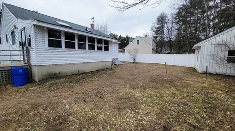 4 Wedgewood Drive Concord NH 03301
