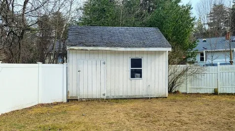 4 Wedgewood Drive Concord NH 03301