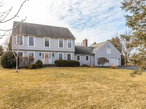 12 Knoll Circle South Burlington VT 05403