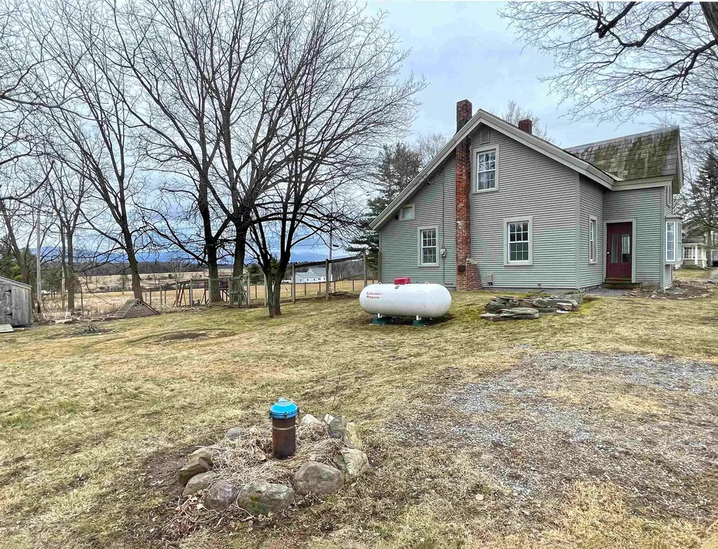 51 South Bingham Street Cornwall VT 05753