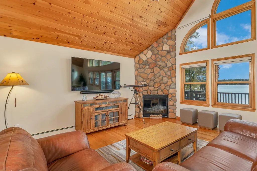 25 Sunset Lane Moultonborough NH 03254