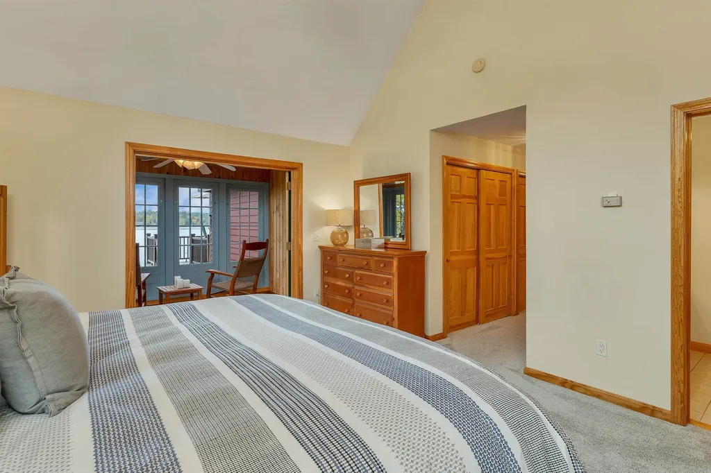 25 Sunset Lane Moultonborough NH 03254