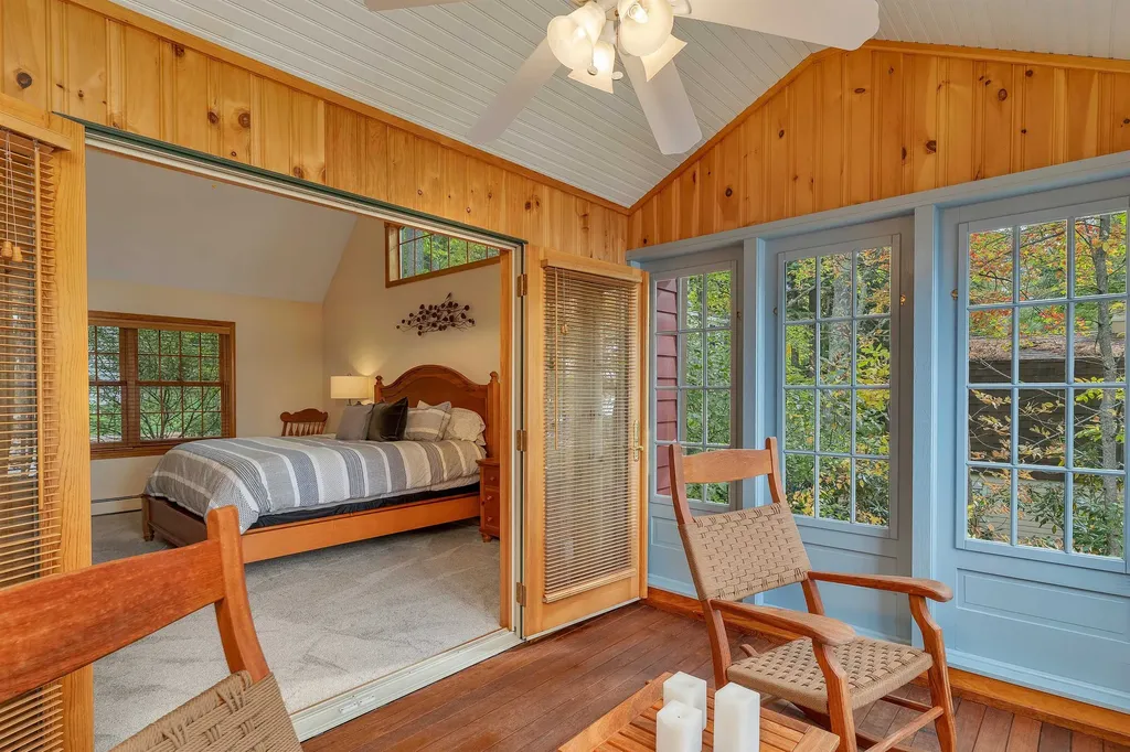 25 Sunset Lane Moultonborough NH 03254