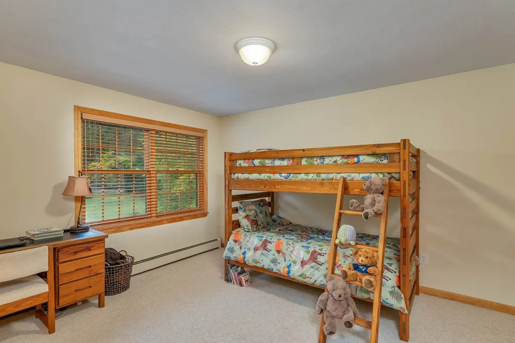 25 Sunset Lane Moultonborough NH 03254