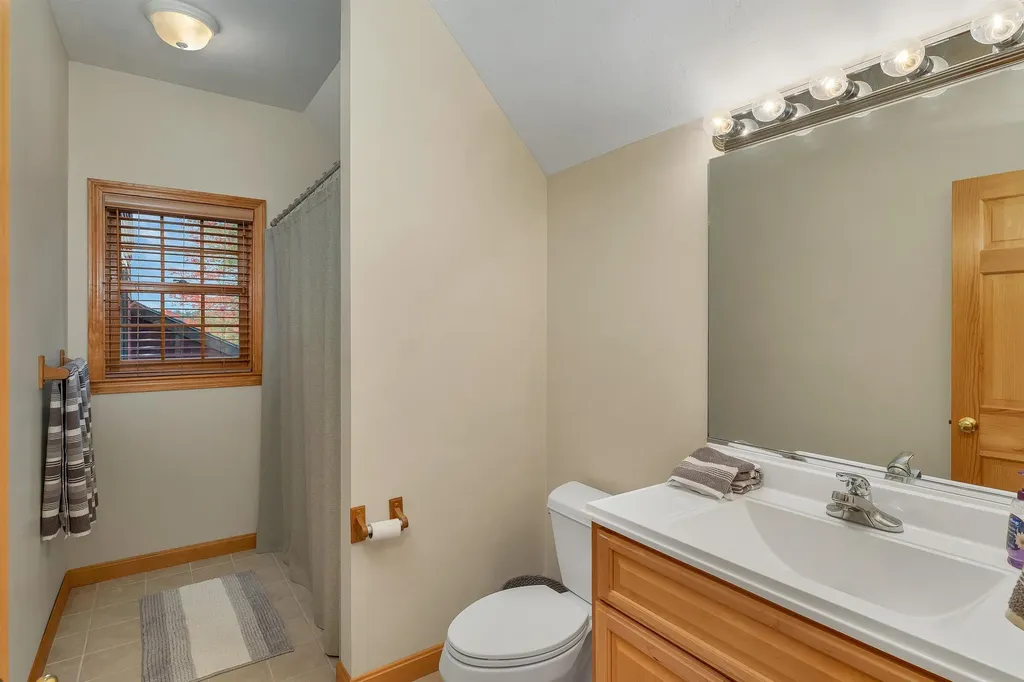 25 Sunset Lane Moultonborough NH 03254